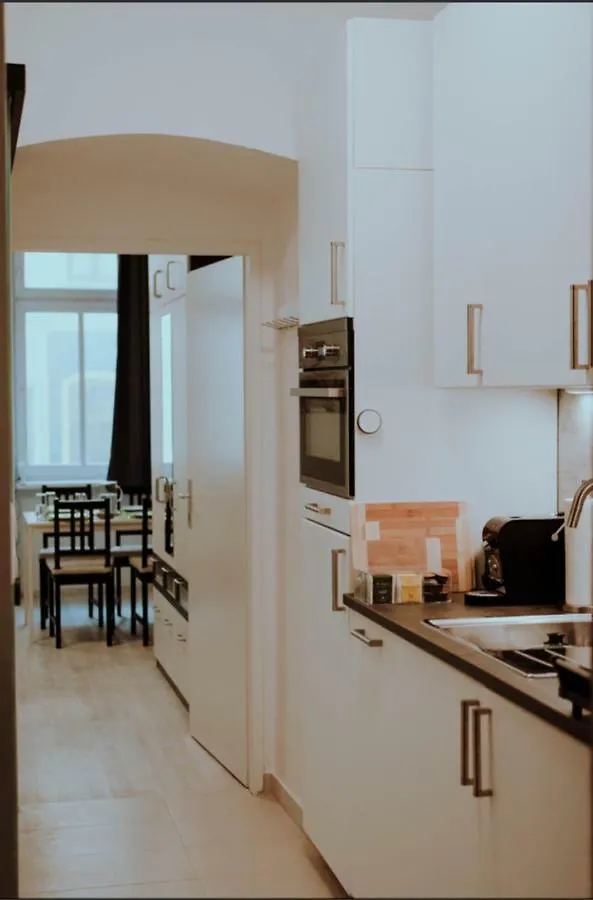 Modern & Beautiful City Apartment Near Central Park Vienna 0*,  Austria